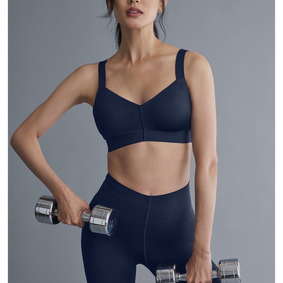 New nwt ALO airlift strength bra navy blue size medium - Picture 3 of 15